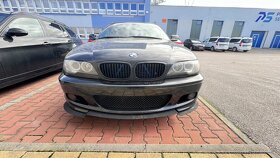 Okrasná výztuha za ledvinky na BMW E46 - 2