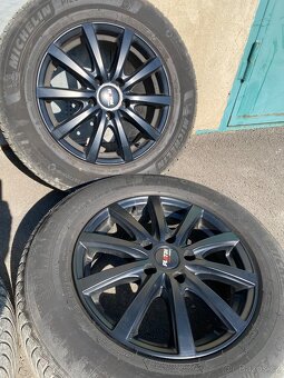 Platin 5x114.3 R16 215/65/16 - 2