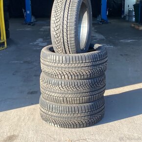 NOVÉ Zimní pneu 215/45 R17 91V Sailun - 2