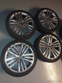 Letní 19" SIRIUS ORIGINAL SKODA SUPERB III, VW Passat B8 - 2