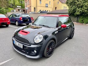 MINI JCW R56 Black&Red - 2