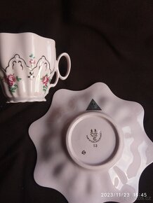 Hrneček s talířkem -porcelánka Chodov - 2