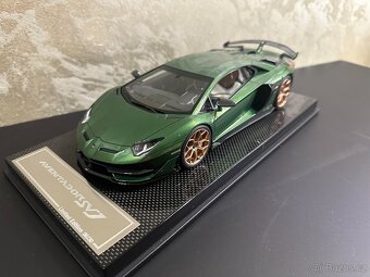 1:18 Lamborghini Aventador SVJ Dino Model - 2