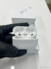 Apple AirPods Pro 2 Generace (USB-C) - 2