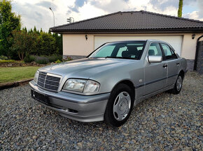 Mercedes-Benz C200 Kompressor - přeplňovaný benzín 141kW - 2