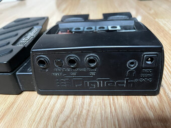 Kytarový multiefekt Digitech RP90 - 2