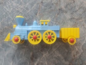 Retro hračka lokomotiva - 2