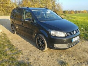 VW Touran 2,0 TDI, DSG, 2011, servisní knížka - 2