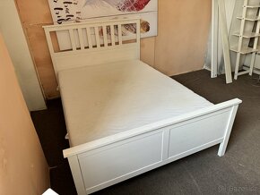 Hezká bíla postel/letiště IKEA HEMNES 140x200 - 2