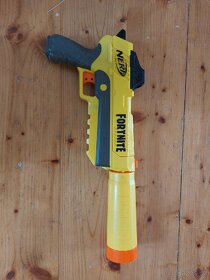 Fortnite nerf pistole - 2