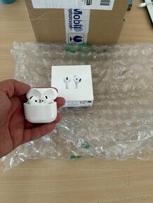 apple airpods 4 - 2