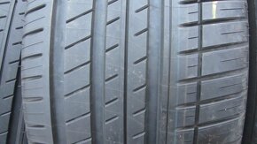 Letní pneu 275/40/19 Michelin - 2