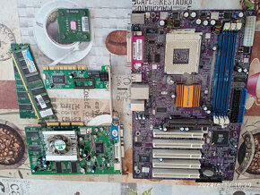 AMD Sempron 2200+ (včetně desky, pamětí, grafické karty) - 2