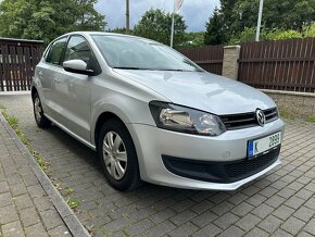 VW POLO, 31.394 KM , servisováno jen v autorizovaném servise - 2