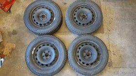 Pneu 215/60R16 na plech. diskách VW T4 - 2