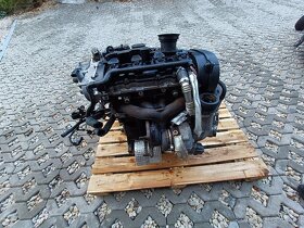 Motor 2,0 TFSI typ:BWA 113.000km kompletni - 2