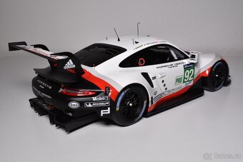 Prodám 1:18 Porsche RSR - 2