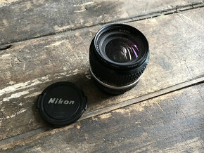 NIKON Nikkor 24/2,8 - 2