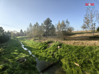 Prodej pozemku k bydlení, 1639 m², Veliny - 2