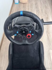 Playseat + Logitech G29 - 2