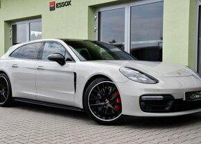 Porsche Panamera GTS 4.0 V8 338kW HUD PANO BURM - 2