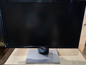 Prodám Monitor DELL s HDMI USB-C - 2