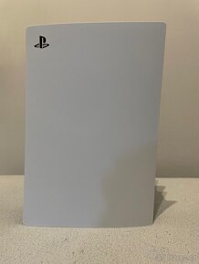 PlayStation 5 včetně ovladače a her - 2