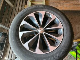 235/60R17/102V - 2