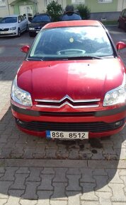 Citroen C4 1.4i po nehodě - 2