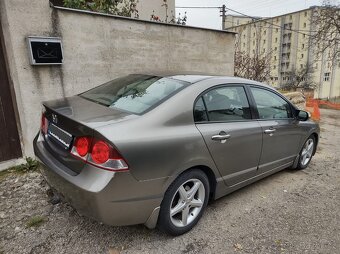 Honda Civic 1.8 FD7 - 2