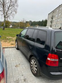 Volkswagen Touran 2.0 TDI - 2