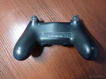 Dualshock 4 (PlayStation 4) černý - 2