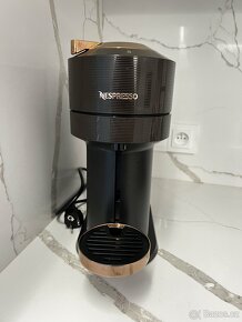 Nespresso Vuerto + napěnovač Nespresso Aeroccino 4 - 2