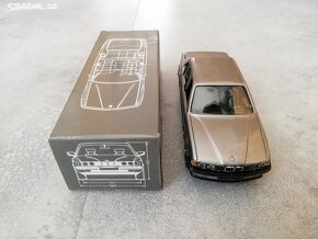 BMW E32 - model ke světové premiéře RARITA 1:45 - 2