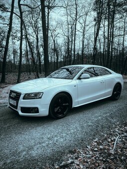 AUDI A5 3.0TDi QUATTRO S-Line - 2