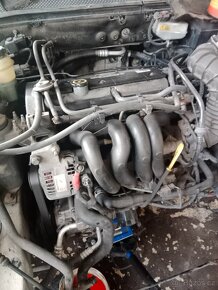 Motor z ford focus I. 1.6benzin. - 2