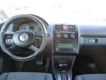 VW TOURAN 1.9 TDI, KLIMA, ZÁRUKA - 2