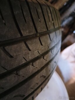 Pneu s disky 165/70R14 - 2