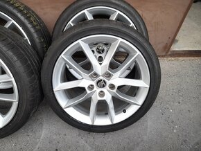 Originál alu kola Škoda model Gemini rozteč 5x112 R18. - 2