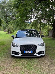 P: masku rs Audi a1 8x - 2