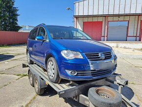 Volkswagen Touran 2.0Tdi 103kw ND - 2