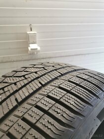 Zimní pneumatiky 235 /55 R17 99H - 2