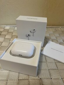 Apple AirPods pro 2 (USB-C) - 2