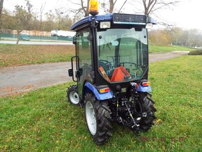 Malotraktor Farmtrac 26 4WD s kabinou - 2