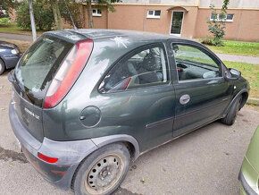 OPEL CORSA 1.2 16V r.v. 2002 - 2