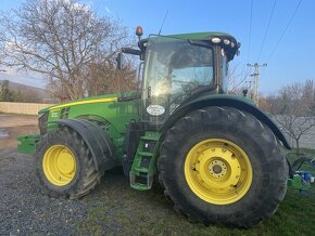 Traktor John Deere 8370R Ultimate - 2