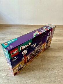 LEGO Friends 42605 Základna na Marsu a raketa - 2