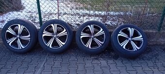 Prodám zánovní 17" sadu letních gum pro MG - 2