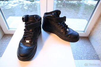 Nike Air Force 1 mid 07 (42 Velikost) - 2