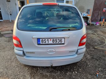 Renault megane scenic 1.6i - 2